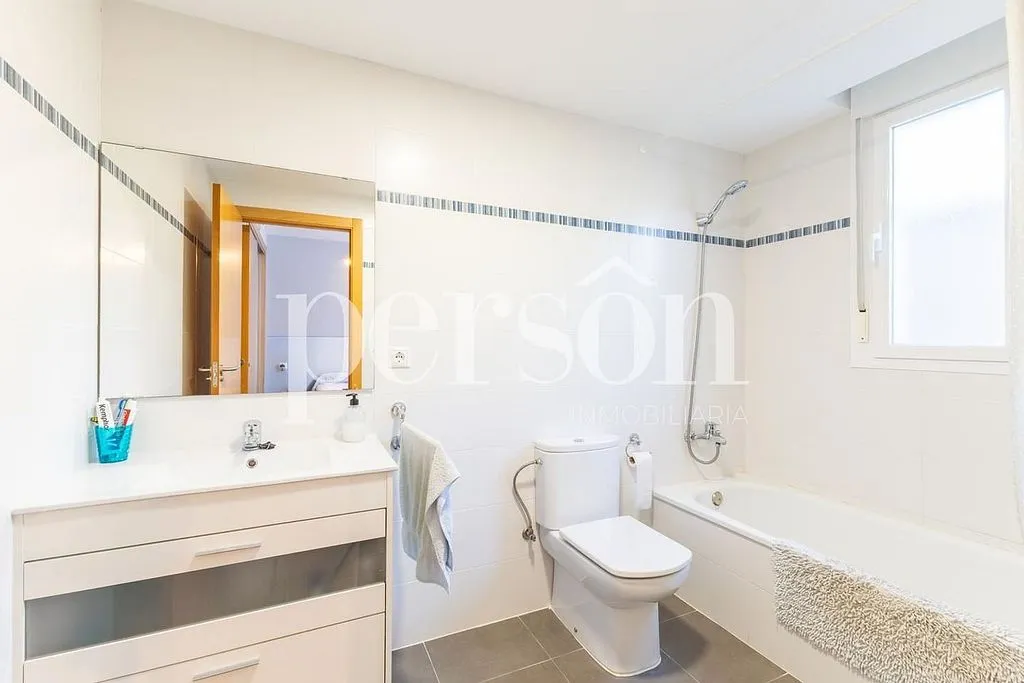 Salles de bain - Apartment with Pool and Terrace in El Verger