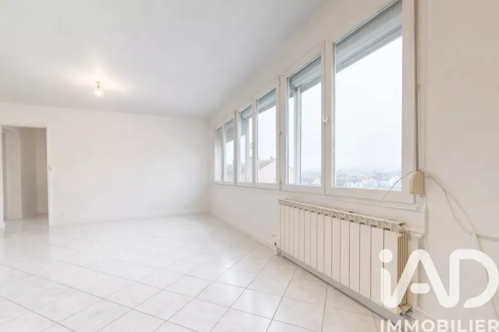 Pièces - Appartement Vendu Loué au Calme à Clouange