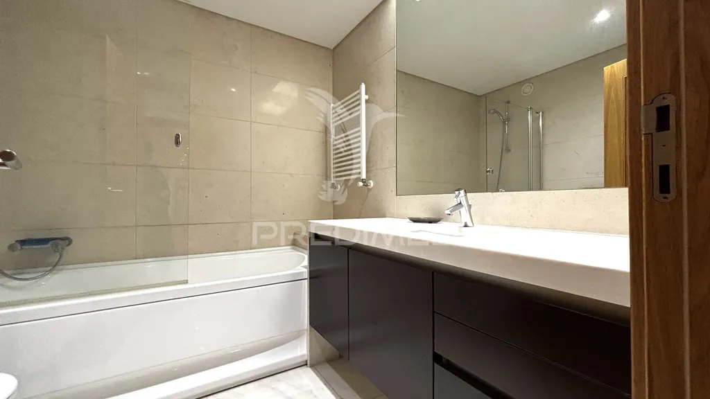 Vannitoad - Penthouse with Panoramic View in São Domingos de Benfica