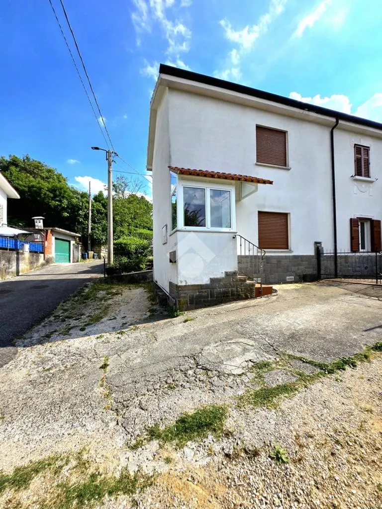 Välivaade - Semi-detached House with Recent Renovation in Muggia