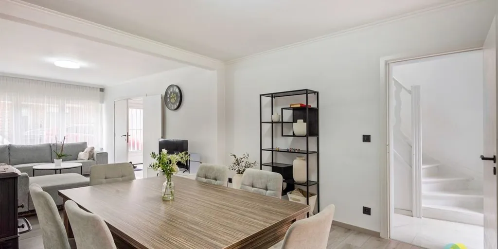 Salle à manger - Appartement Rénové avec Terrasse à Vilvoorde