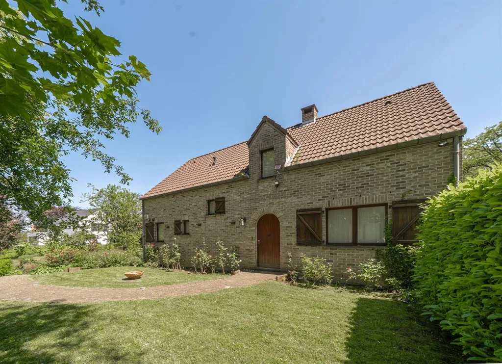 Extérieur - Villa avec Piscine et Jardin à Mont-St-Jean, Waterloo