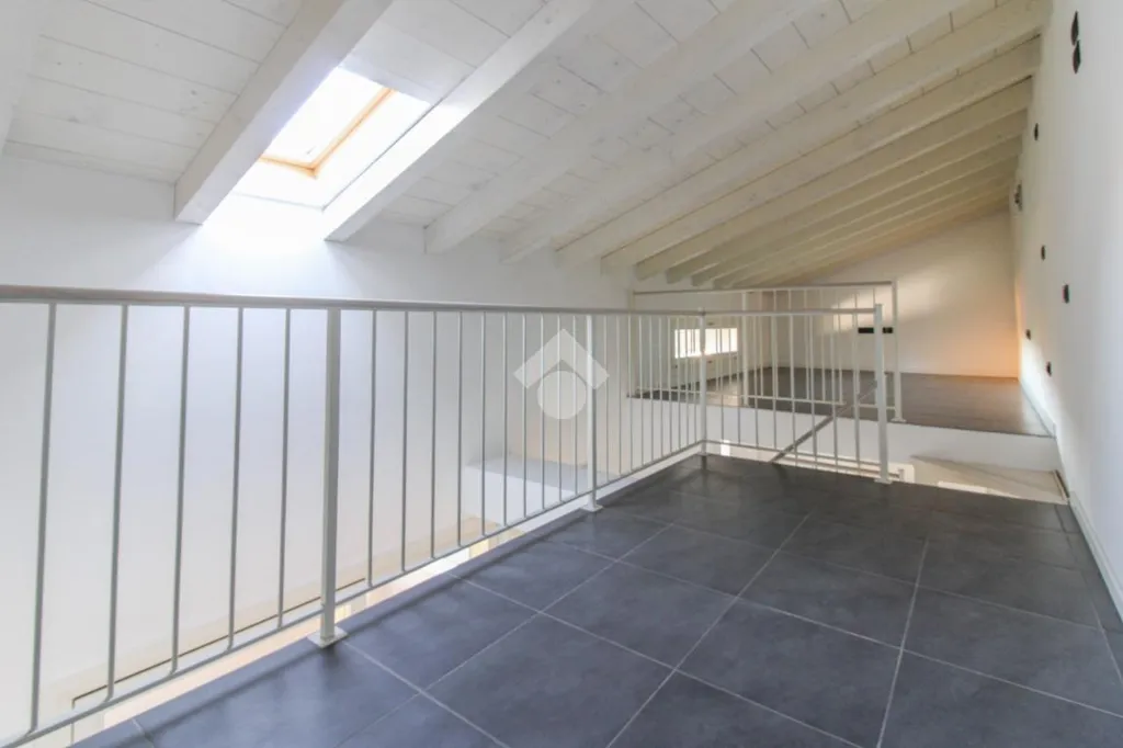 Toad - Trilocale with Private Balcony in Roè Volciano