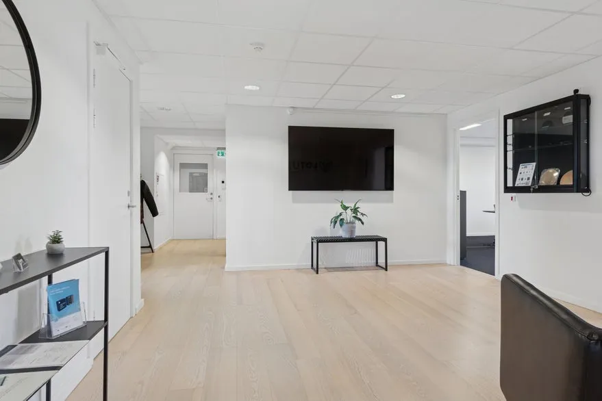 Kabinet - Office Space with Sea View near Centre