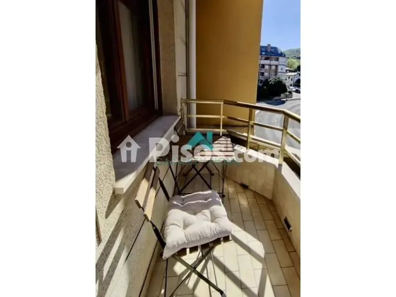 Balcon - Furnished Apartment with Terrace in Laredo