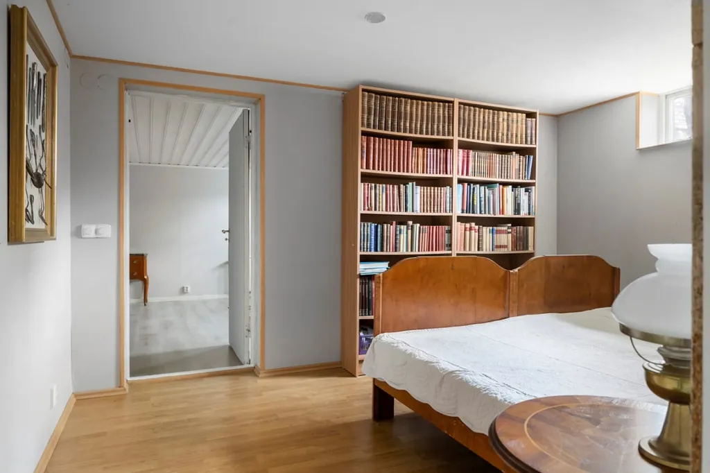 Chambres - 1-Storey Villa with Pool in Family-Friendly Area