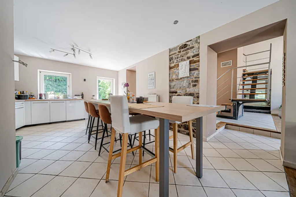 Cucina - Historic House with Garden in Olne