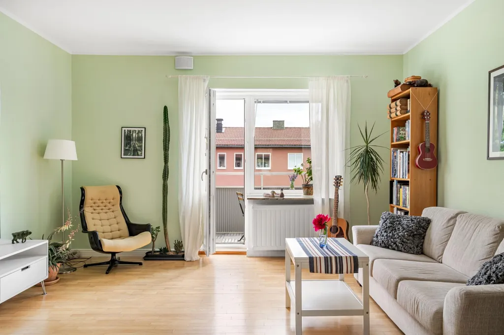 Soggiorno - Well-Maintained Two-Bedroom Flat in Tannefors