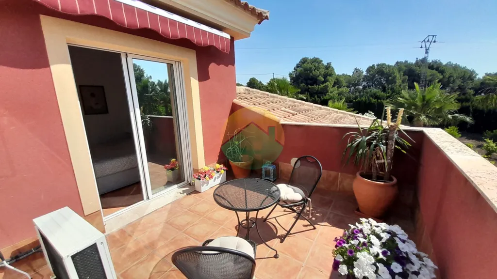 Terrazza - Detached Villa with Pool in Totana