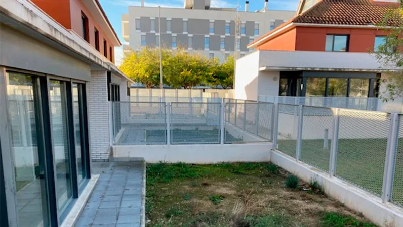 Maison 4 chambres à Cuarte De Huerva