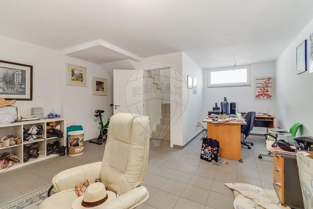 Bureau - Luxury Villa in Ramada e Caneças, Portugal