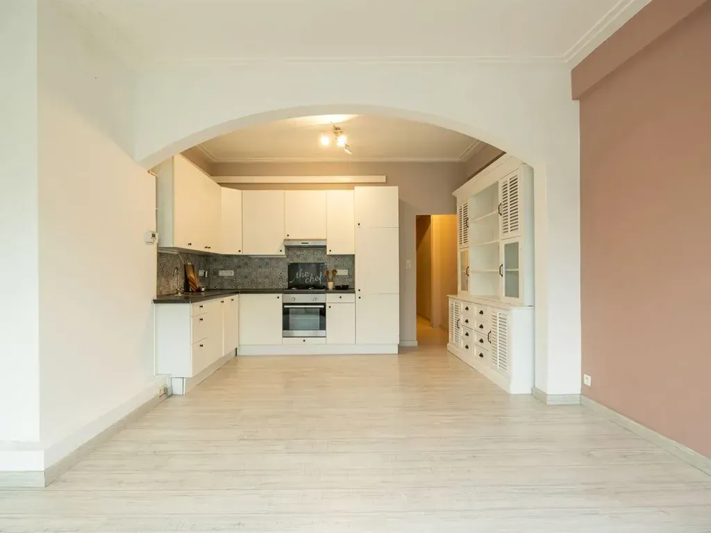 Cuisine - Appartement avec Terrasse Potentielle à Merksem