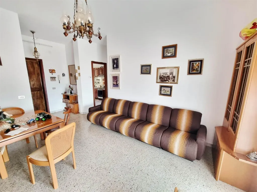 Söögituba - Apartment with Balcony in Central Montefalcione