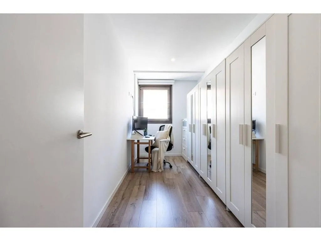 Esik - Duplex with Terrace in Vallparadís