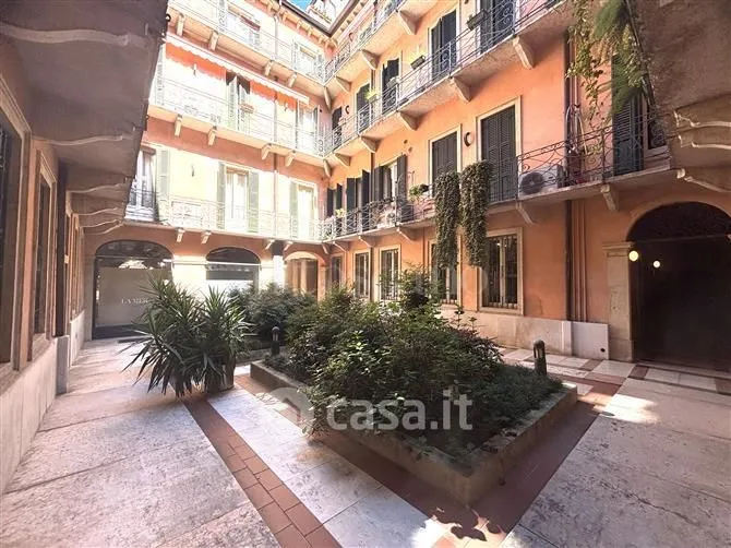 Jardin - Rearranged Triplex with Parking in Corso Cavour, Verona