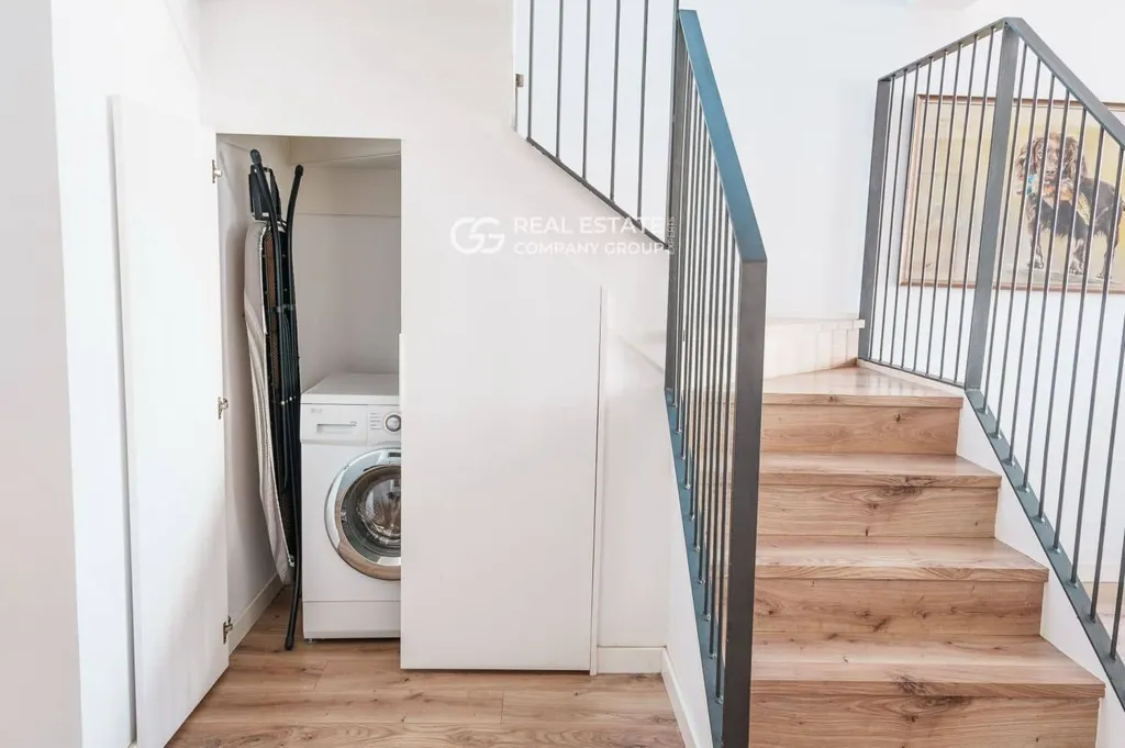 Toad - Duplex Attic with Terrace in Eixample Dreta
