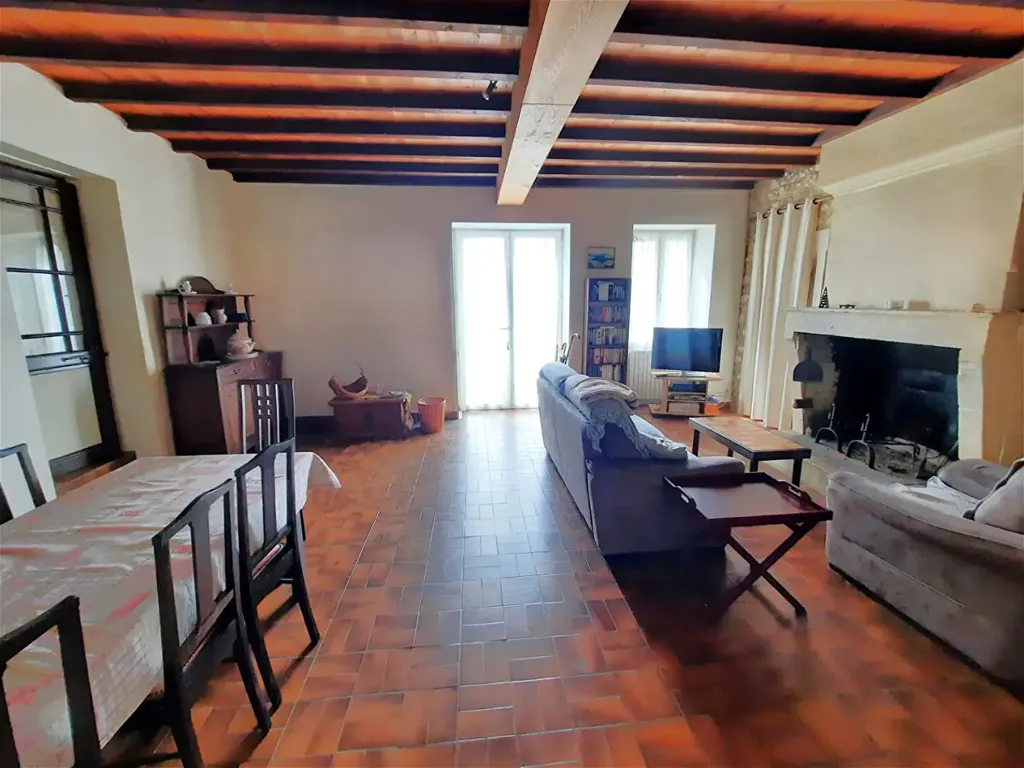 Maison 7 pièces à Saint Vaize