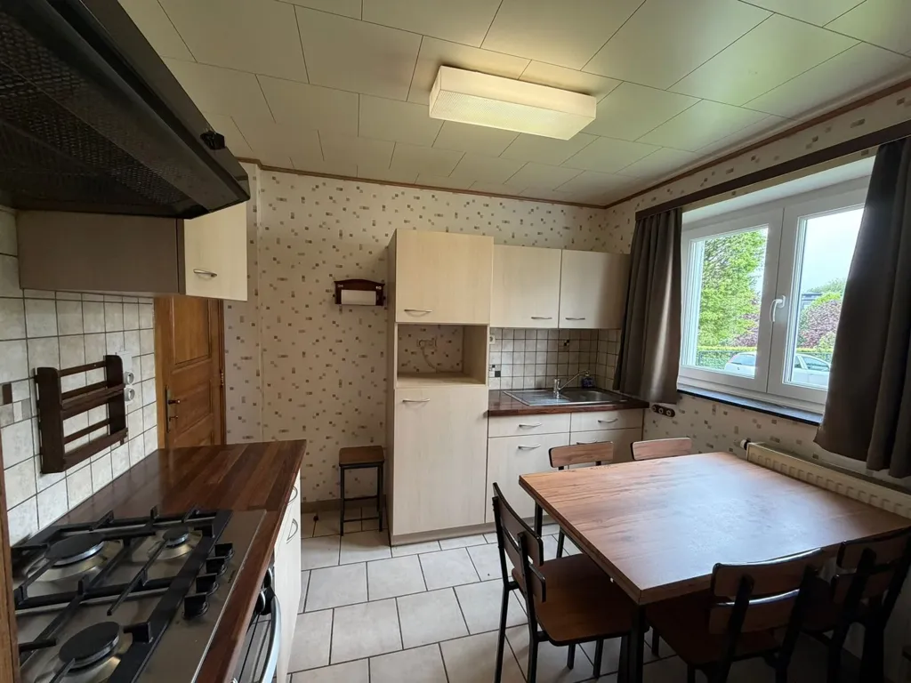 Kitchen - Half-Open House with Garden in Bastogne