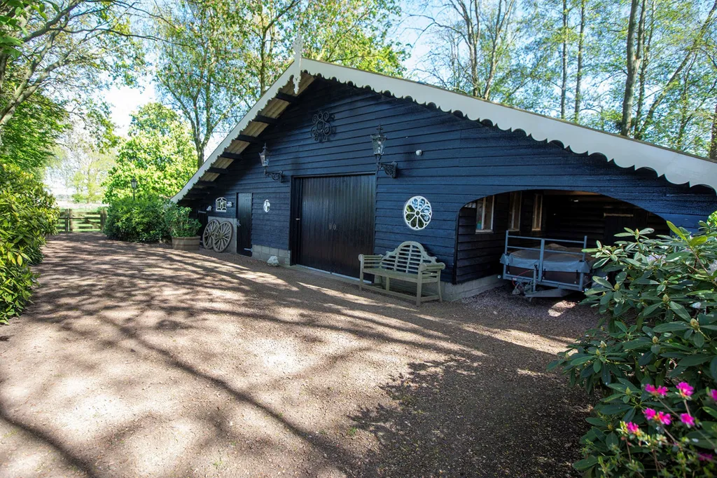 Välivaade - Charming Landhouse with Parkland in Linschoten