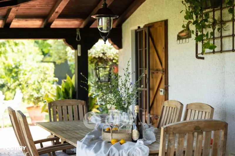 Terrazza - Panoramic Villa with Sea View in Maiolo