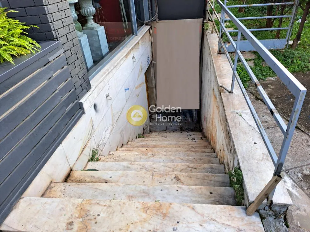 Stanze - Warehouse with Garden in Galatsi