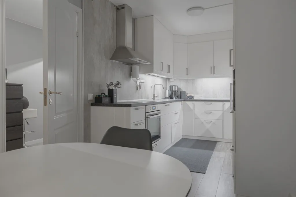 Cucina - Modern Flat with Balcony in Vindfället