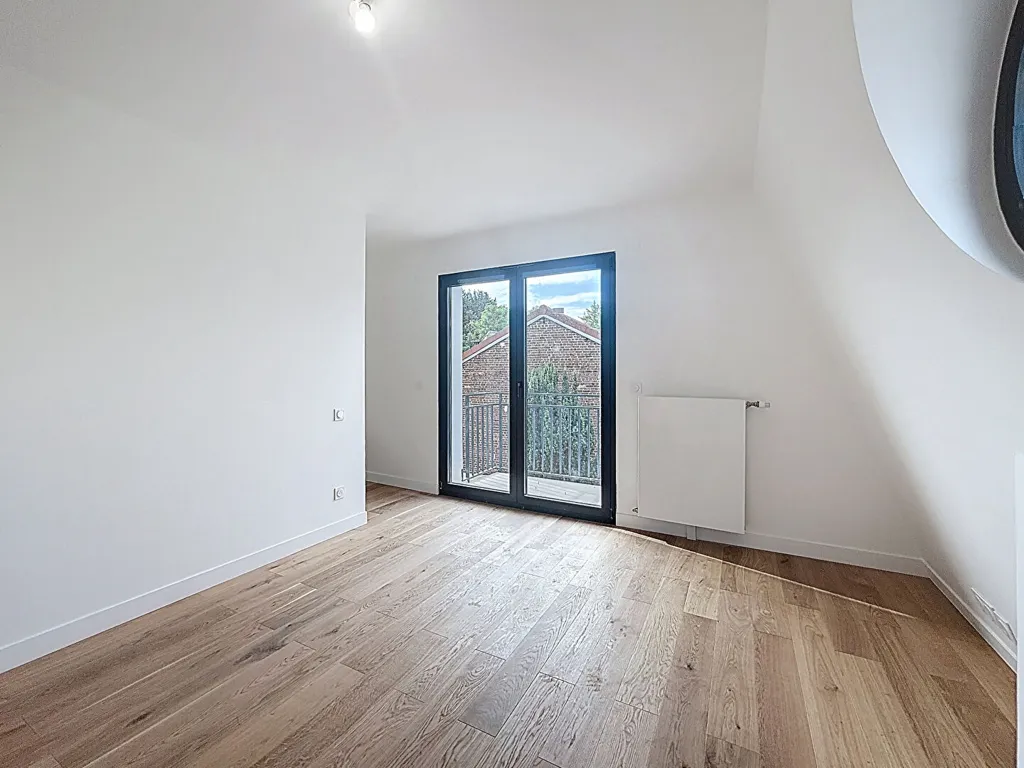 Pièces - Maison Contemporaine avec Jardin à Suresnes