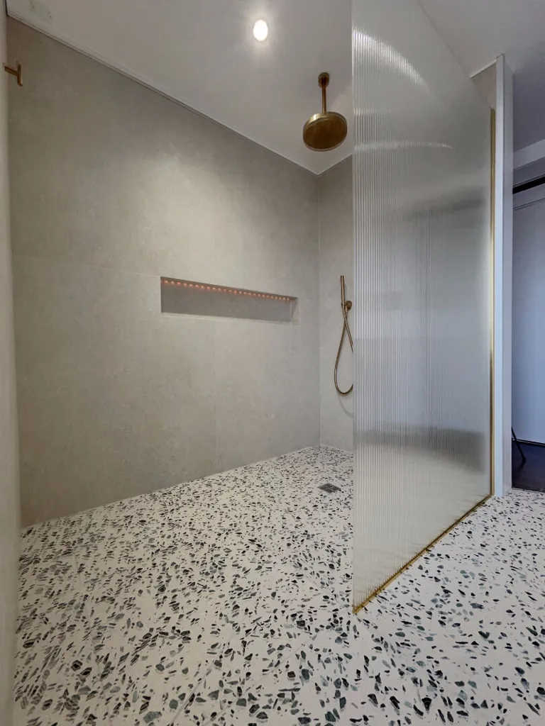 Salles de bain - Duplex avec Terrasse à Toulouse