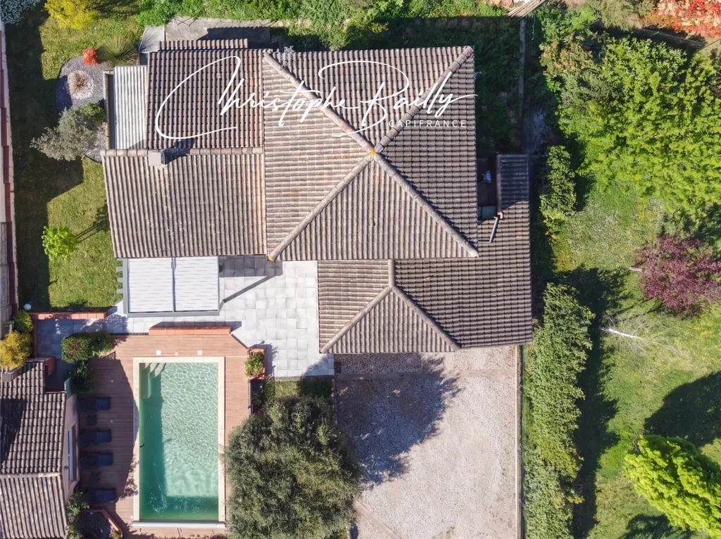 Õhuvaade - Family House with Pool in Venerque