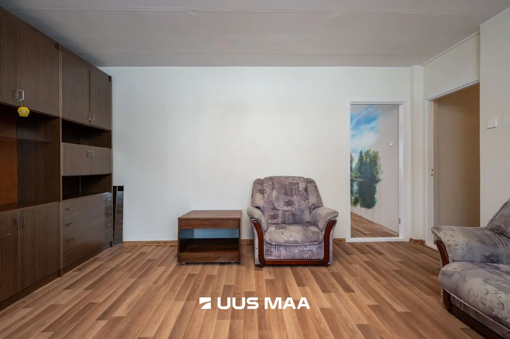 Elutuba - Renovated Apartment with Balcony in Ahja Centre