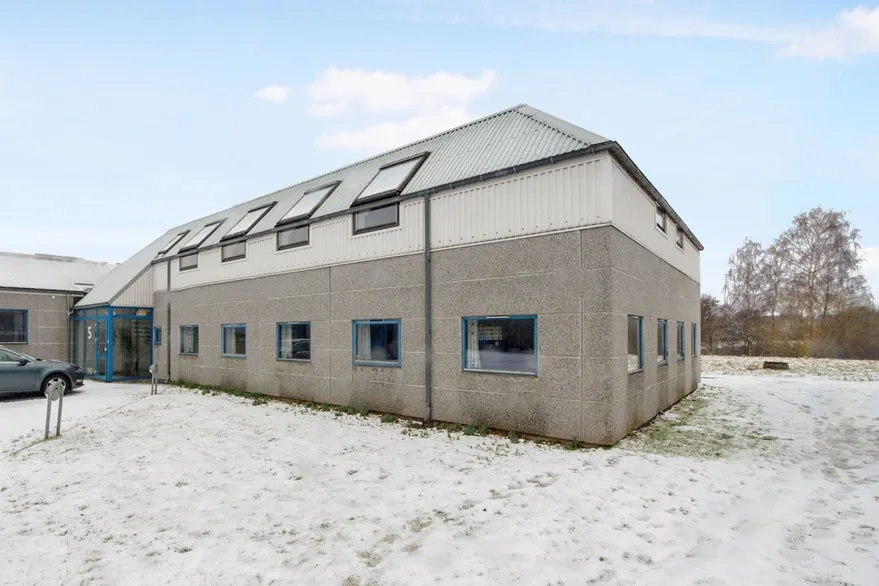 Välivaade - Spacious Business Premises in Espergærde