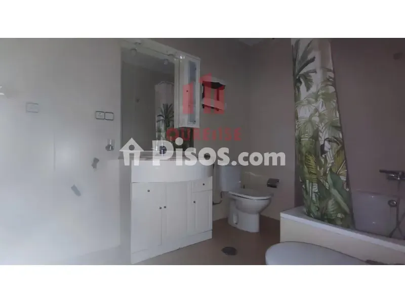 Salles de bain - Apartment with Balcony in City Centre