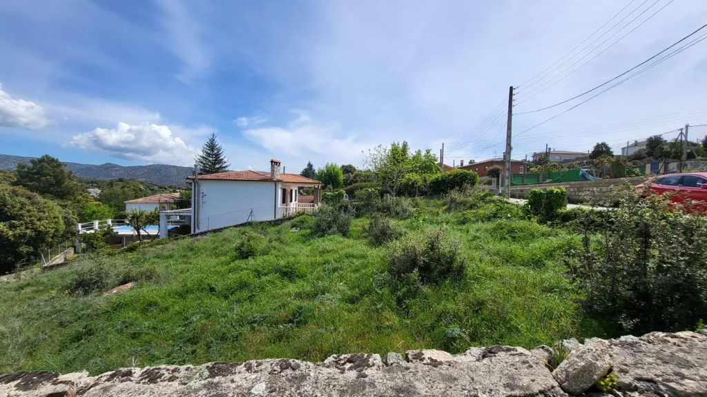 Jardin - Buildable Plot with Community Pool in Santa Cruz de Pinares