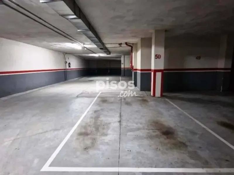 Garaaž - Aménagé Flat with Garage in Centre