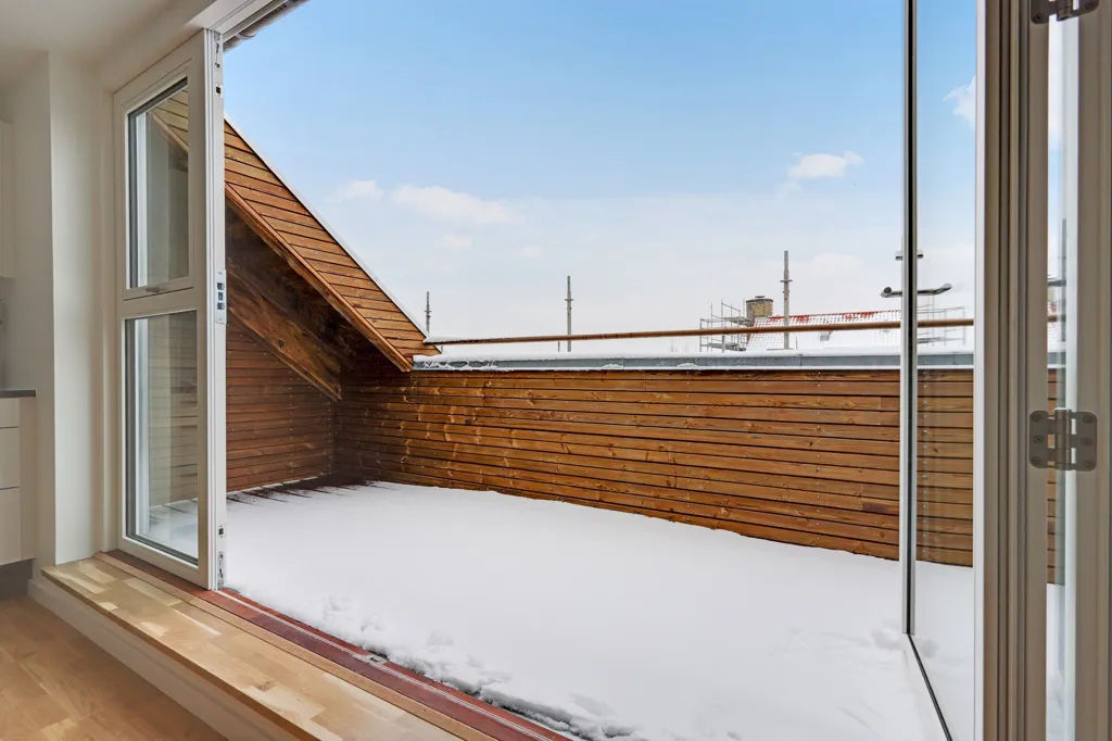 Rõdu - Modern Flat with Balcony in Vanløse