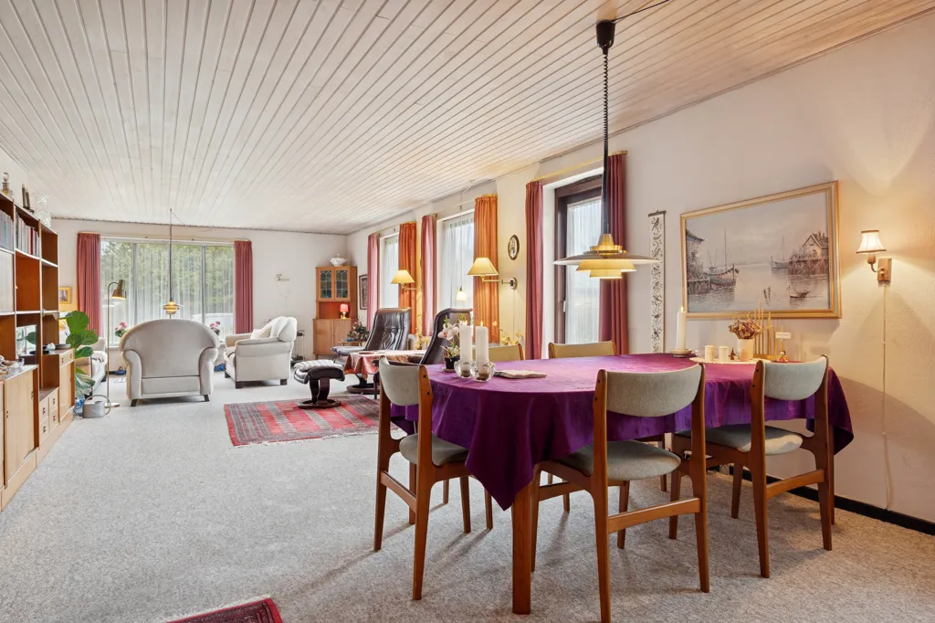 Söögituba - Well-Maintained Villa with Carport in Viborg