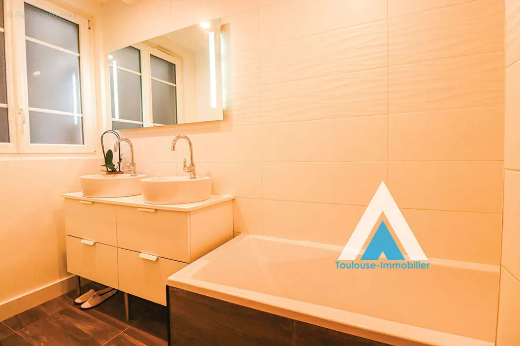 Salles de bain - Appartement de Standing avec Terrasse à Toulouse
