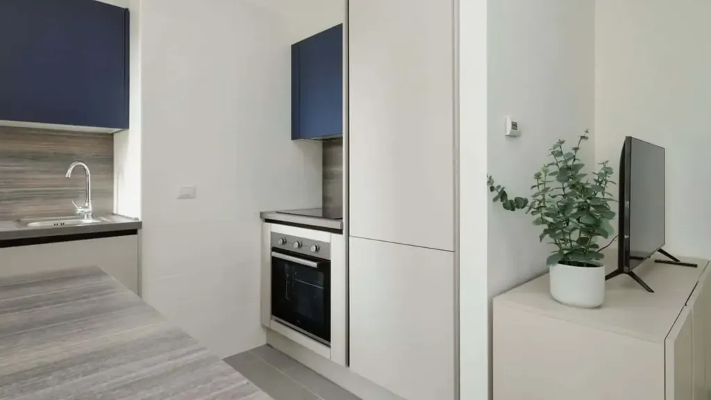 Cuisine - Armed Studio with Balcony in Milan