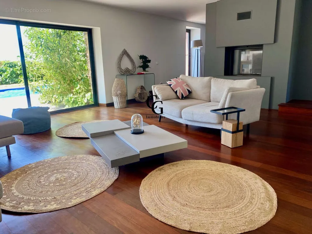 living_room