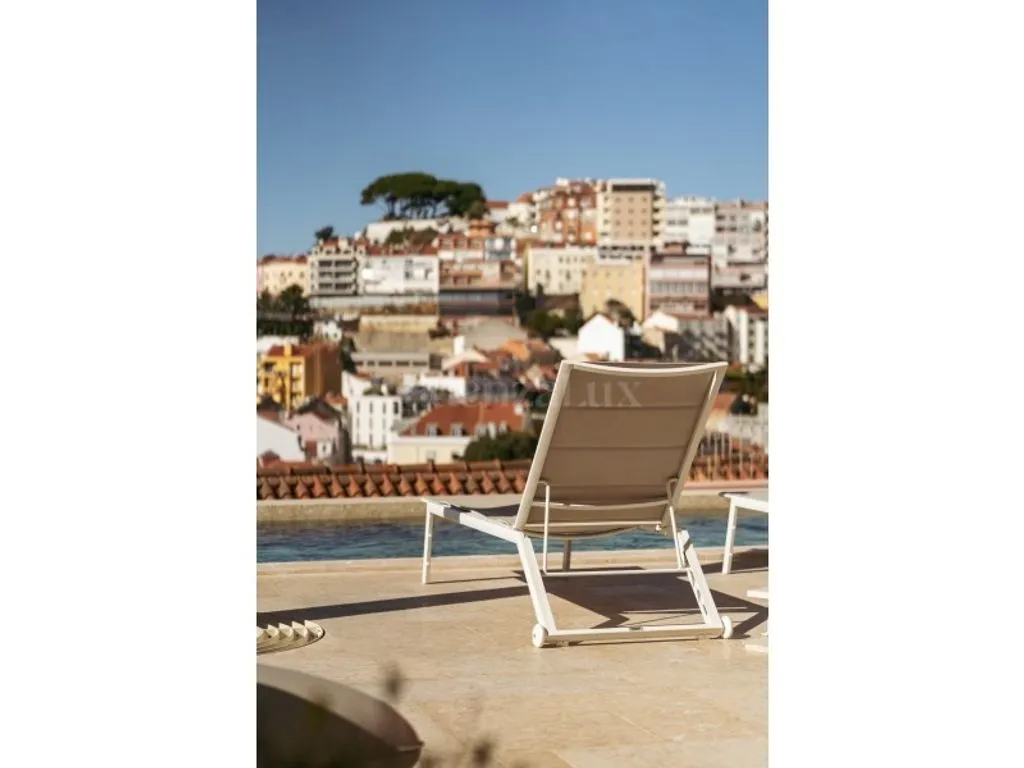 Bassein - Luxury Flat with Private Pool in Lisbon