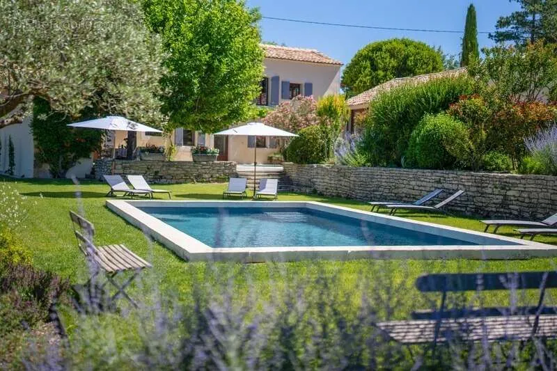 Bassein - Renovated Bastide with Luberon View in Oppède