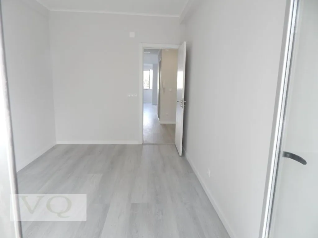Entrée - Renovated Flat with Solar Orientation in Oeiras