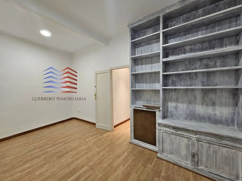 Toad - Apartment with Ascensor in Retiro, Madrid