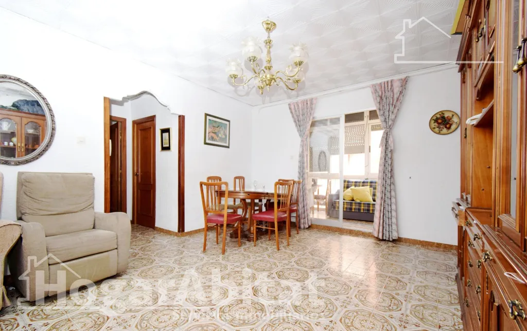 Salle à manger - Bright Flat with Terrace in Torrent
