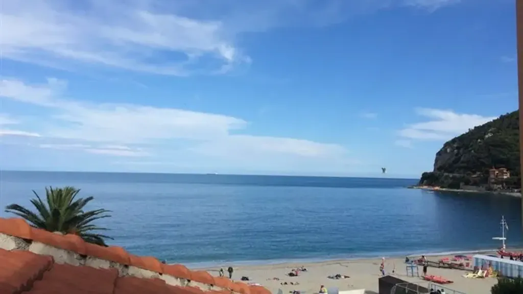 Terrasse - Studio Apartment with Sea View in Noli