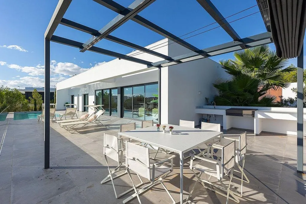 Piscine - Luxury Villa with Golf Views in Orihuela