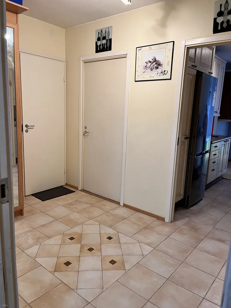 Entrée - Apartment with Balcony in Olari, Espoo