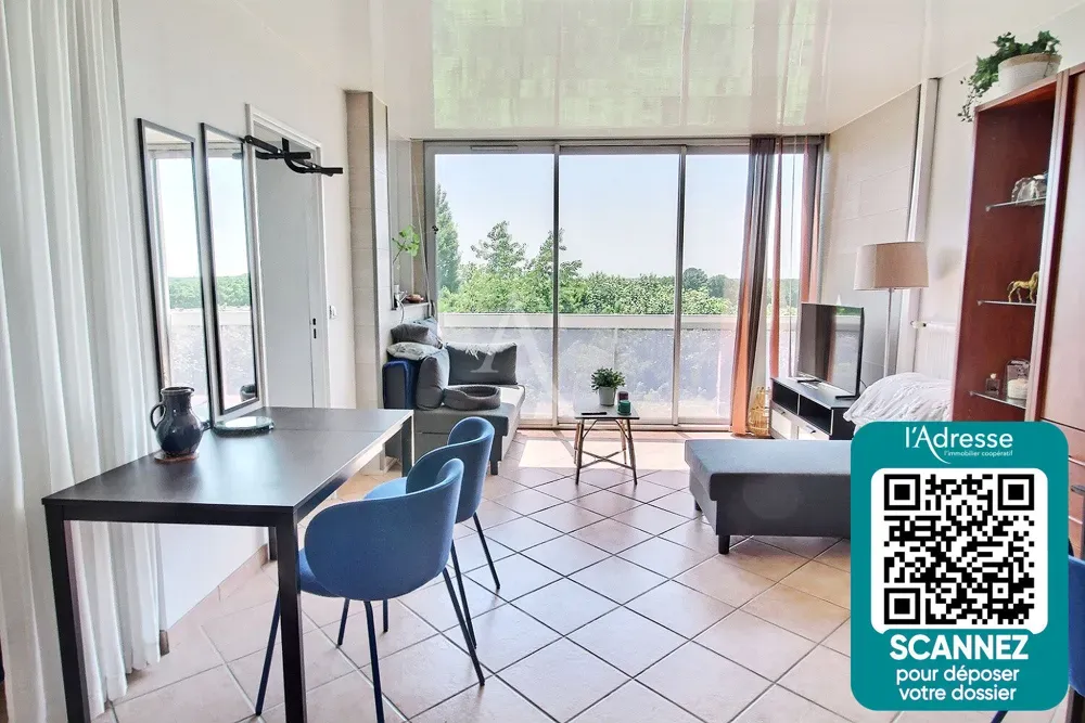 Elutuba - Bright Studio with View in La Villeparc