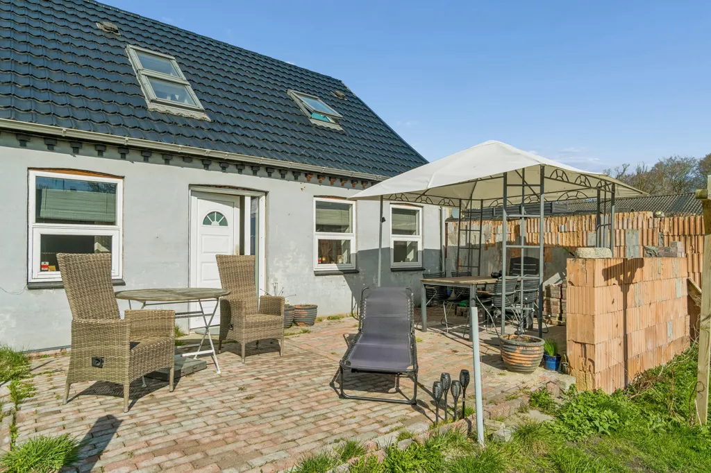 Terrace - Villa with Garden in Randers SØ
