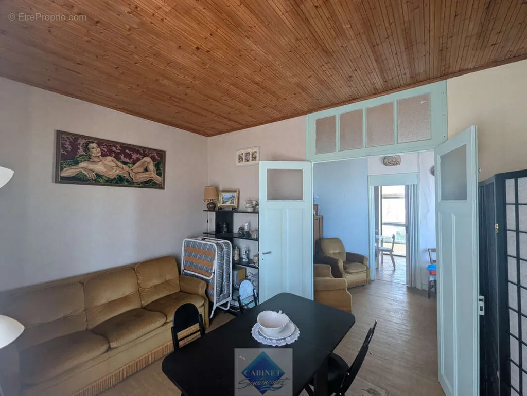 Soggiorno - Seafront Apartment with Parking near Onival